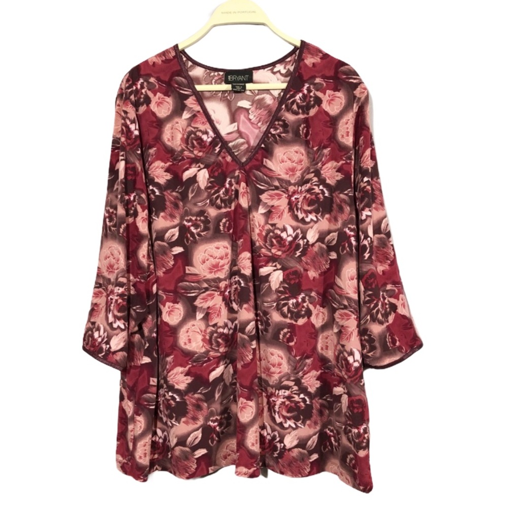 Lane Bryant blouse size 22/24 VNeck 3/4 Sleeve